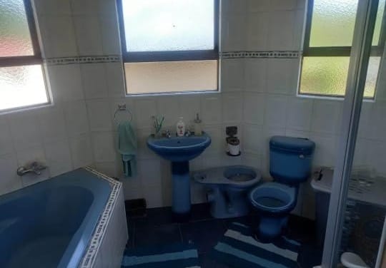 To Let 4 Bedroom Property for Rent in Dawn Eastern Cape